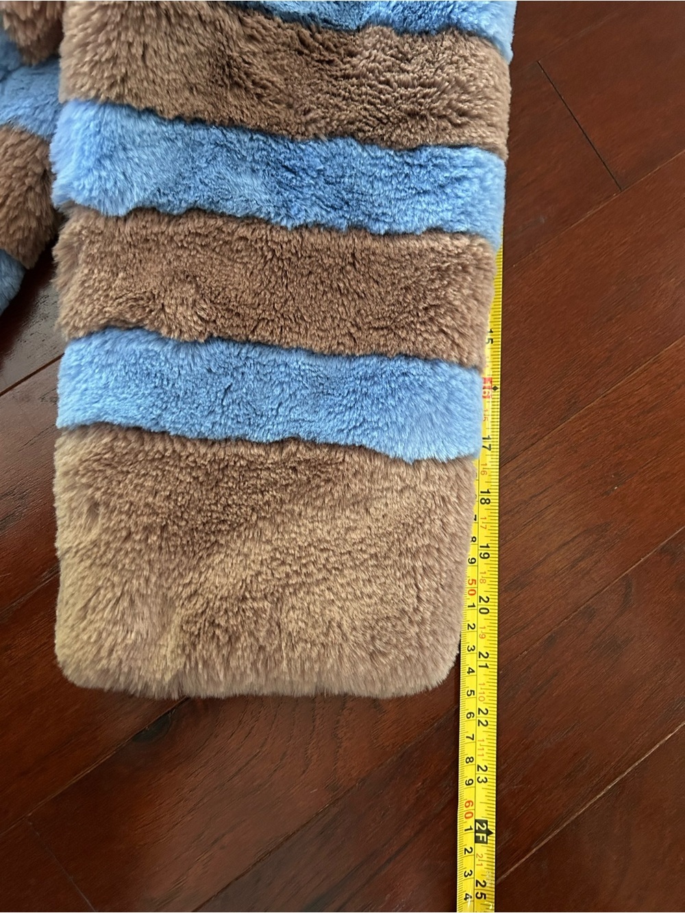 Kule The Bailey Striped Faux Fur Jacket Size L blue and brown excellent cond - Picture 11 of 11